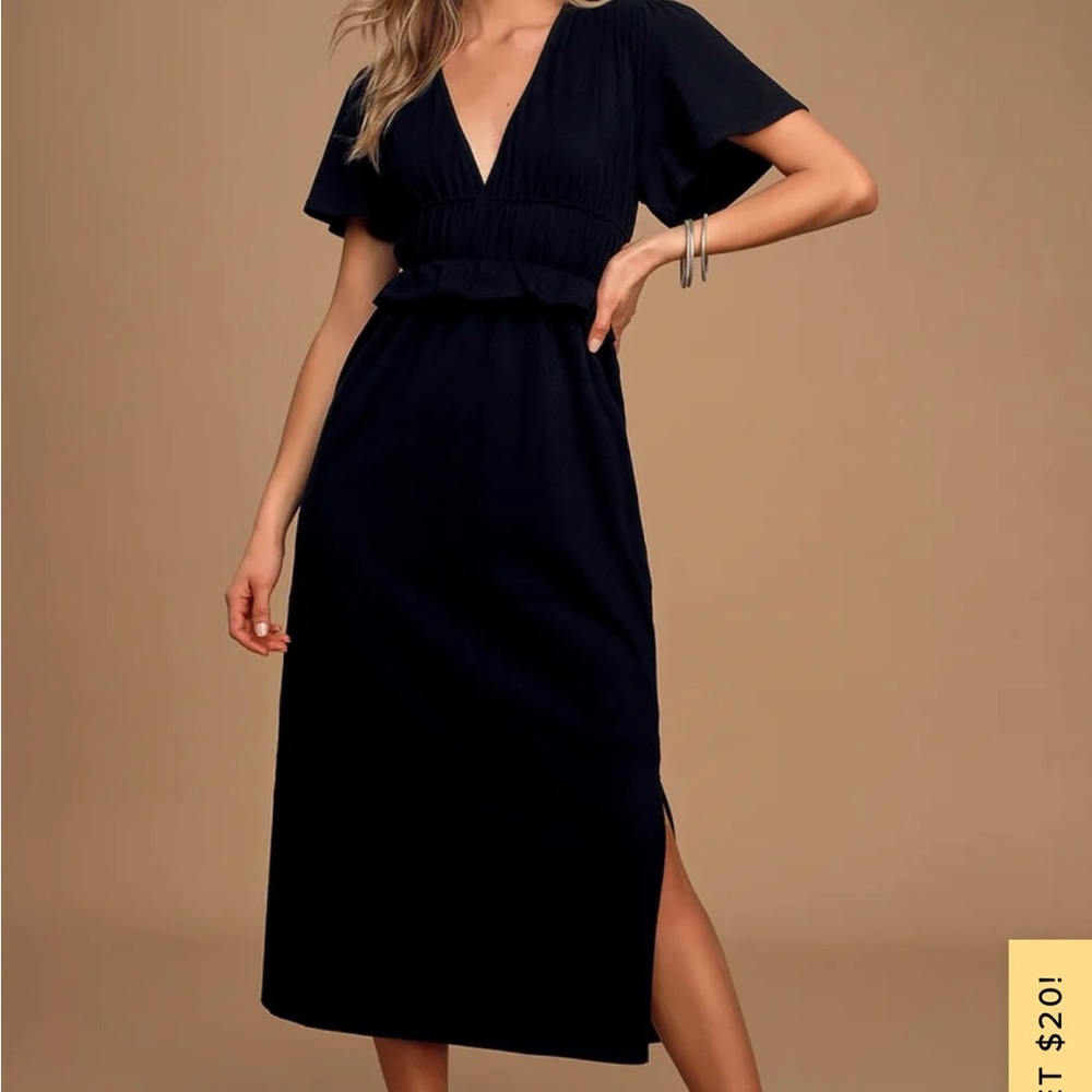 Lulu’s Black Midi Dress